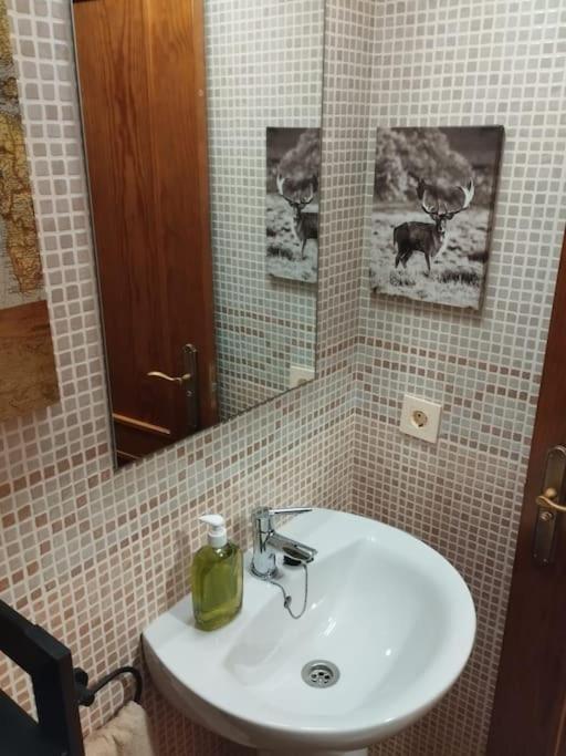 Suite En Sierramagna, Piscina Abierta El Ronquillo Екстериор снимка